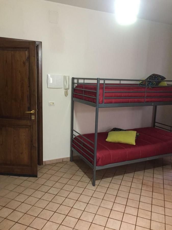 Ferienwohnung Garibaldi Flat CTA Exterior foto
